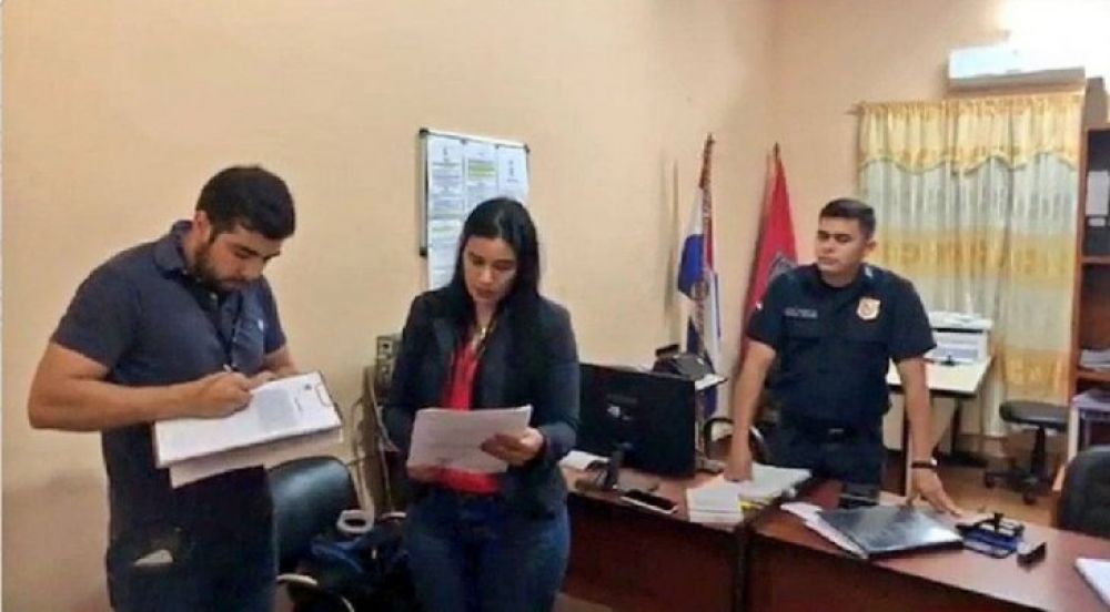 Policía procesado detenido por supuesta falsificación de su sobreseimiento
