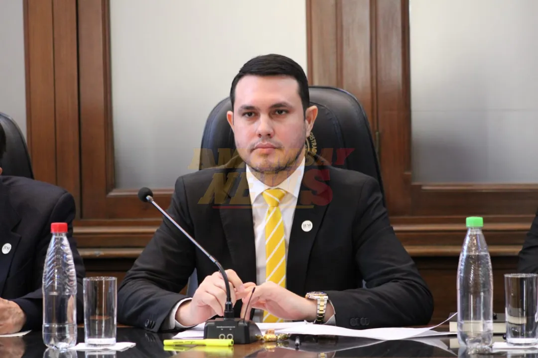Senador contó que fue extorsionado para que vídeo íntimo no sea publicado: «Atropellaron mi intimidad»