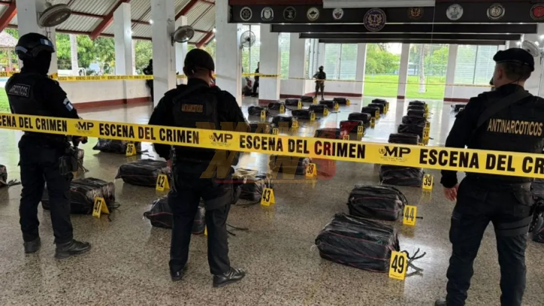 Capturan a cinco mexicanos y un salvadoreño en Guatemala con mil 500 paquetes de cocaína