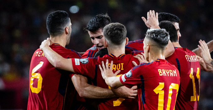España se acerca a la Eurocopa y aplaza la clasificación de Escocia