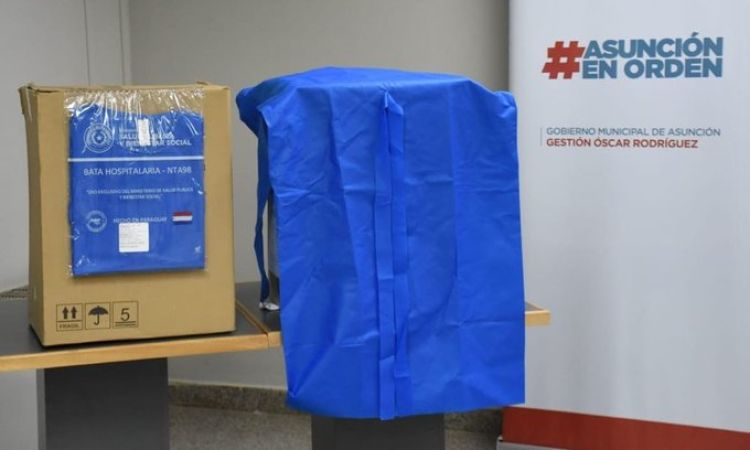 Salud cuestiona saldo de stock y condiciones de almacenamiento de batas por parte de comuna asuncena