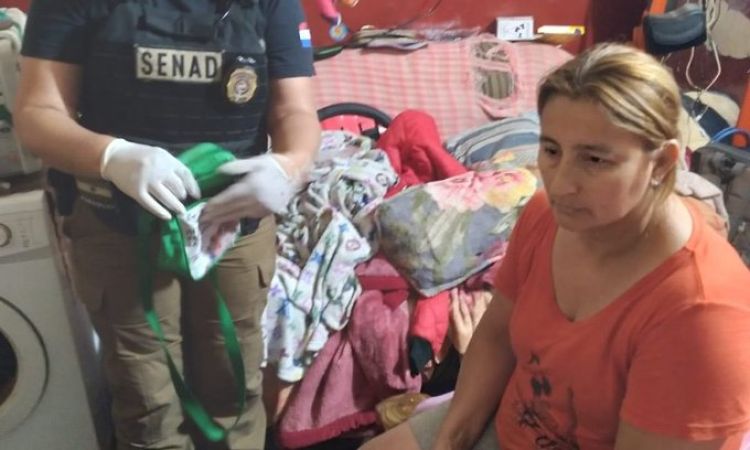 Incautan drogas y otras evidencias durante allanamiento a “boca de fumo” en Presidente Franco