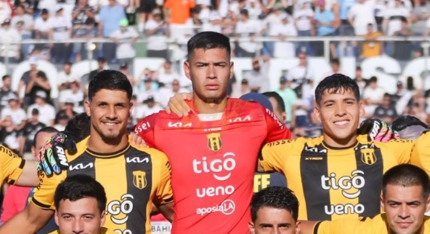Aldo Pérez sufre esguince de rodilla y su recuperación llevaría varias semanas