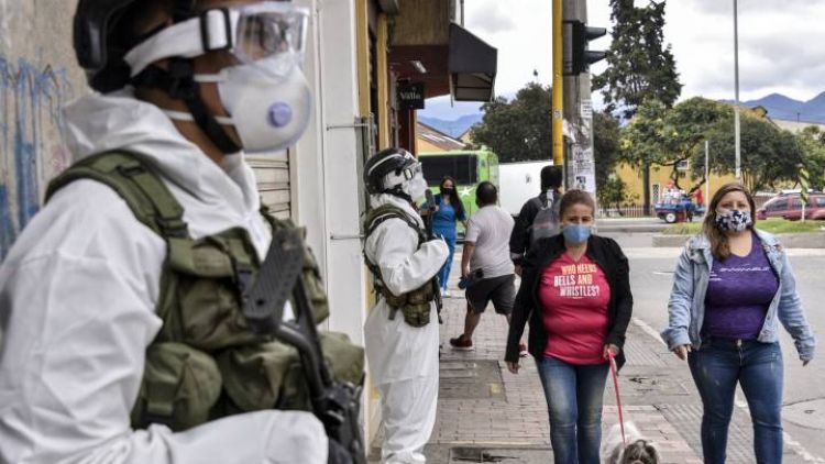 Colombia roza las 8 mil muertes por covid-19 con más recuperados que activos