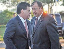 Horacio Cartes debe pedir permiso y apartarse de la Presidencia de la ANR, afirma Juan Afara