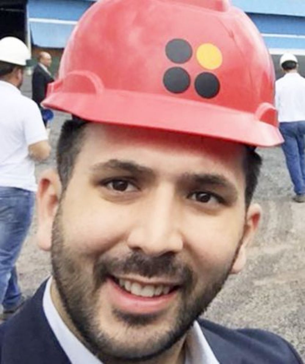 Operador abdista imputado renuncia a cargo consular