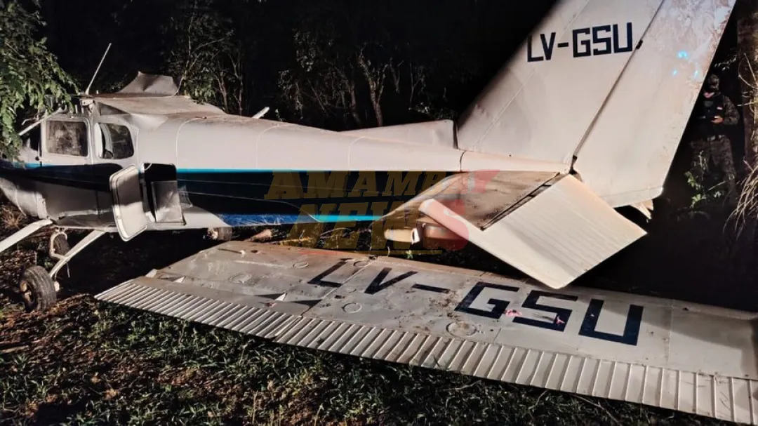 Antinarcóticos incautan presunta narcoavioneta con hojas de coca en Caazapá