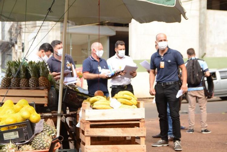 Funcionarios municipales extorsionan a explotadores de máquinas tragamonedas en CDE