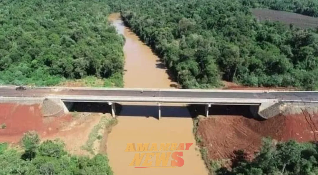 Madre quería lanzarse al río con sus hijos