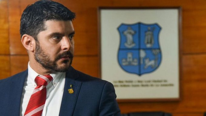 Justicia emplaza a “Nenecho” para responder denuncia sobre G. 500 mil millones