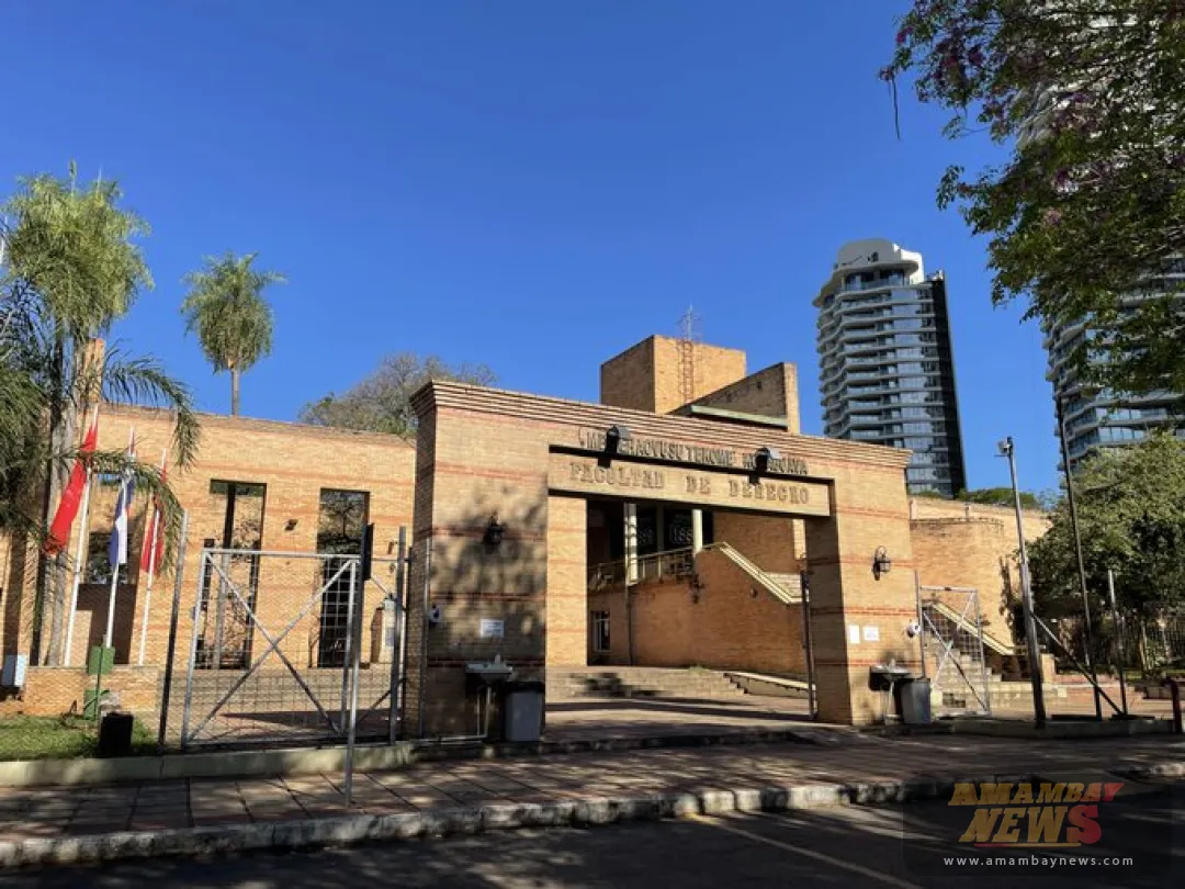 En Derecho UNA desvincularon a 44 docentes por cuestiones políticas, denuncian