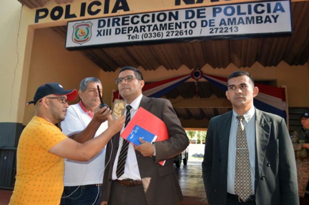 PJC: Invasores empiezan a abandonar a abogados y son amenazados.