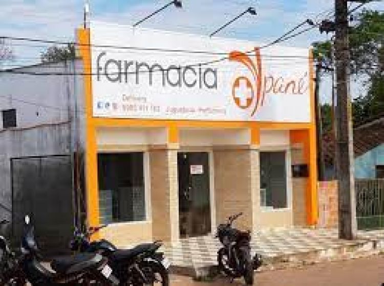 Nutricionista que atiende en farmacia niega vacunación vip contra el covid