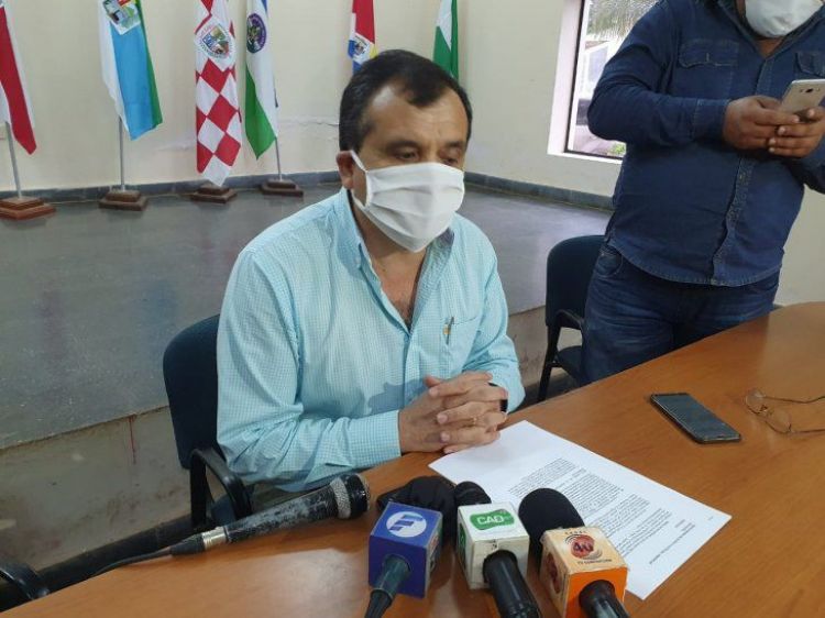 Diputado querella al comunicador dgar Chilavert por difamacin