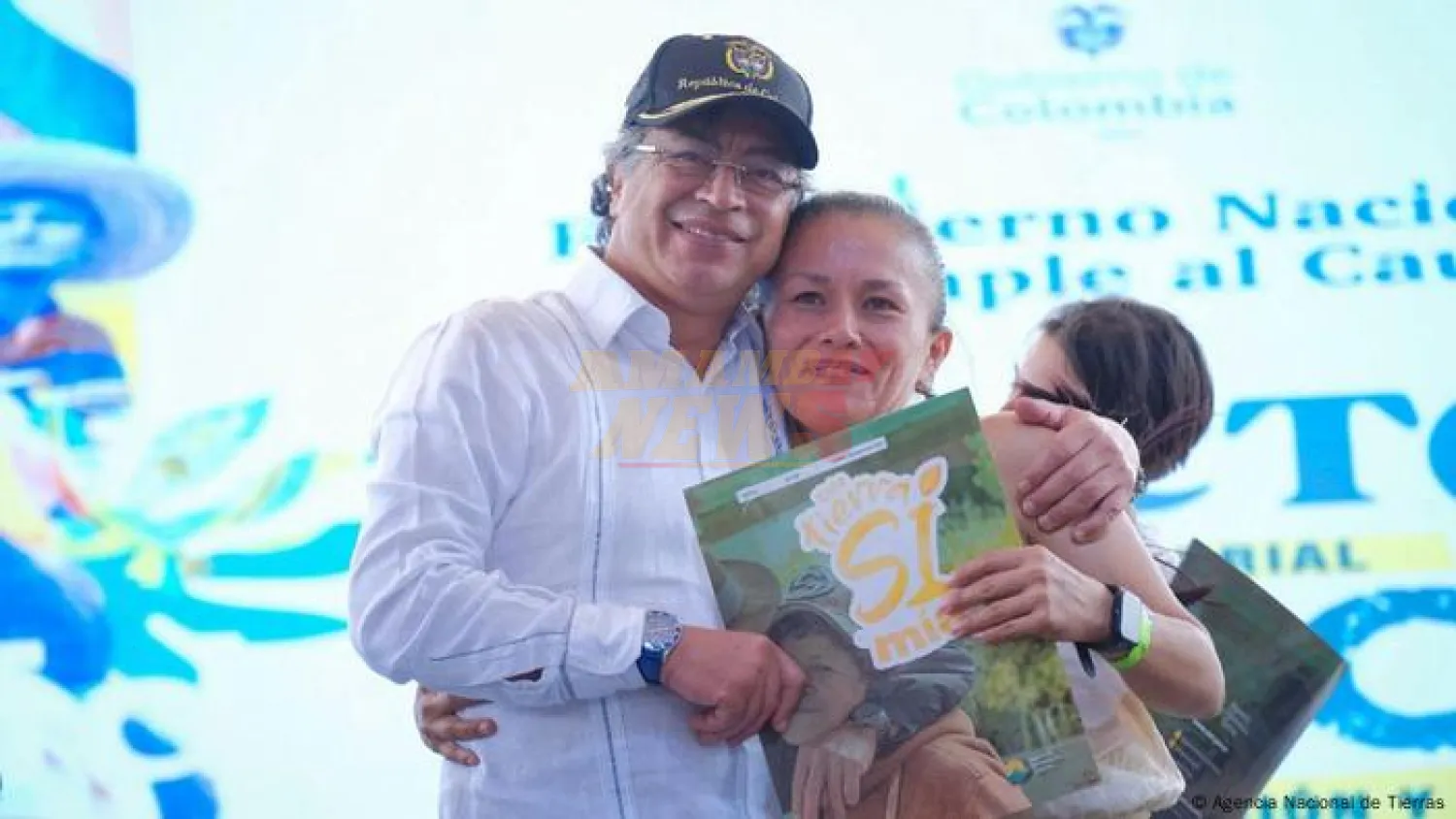 Colombia empieza a entregar tierras del narcotráfico a los campesinos
