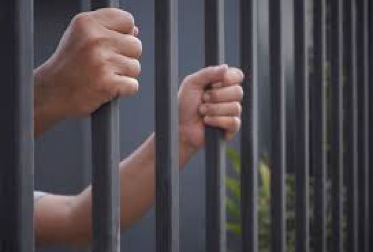 Un hombre abusó de una menor y fue condenado a 14 años de cárcel