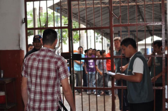 Procesados por liberar a un violador serial enfrentarán su caso en libertad