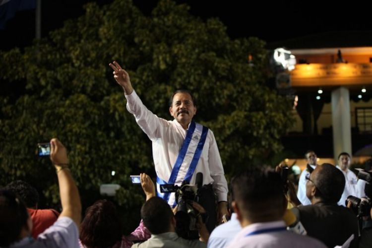 Polica nicaragense arresta al tercer rival de Daniel Ortega en las elecciones