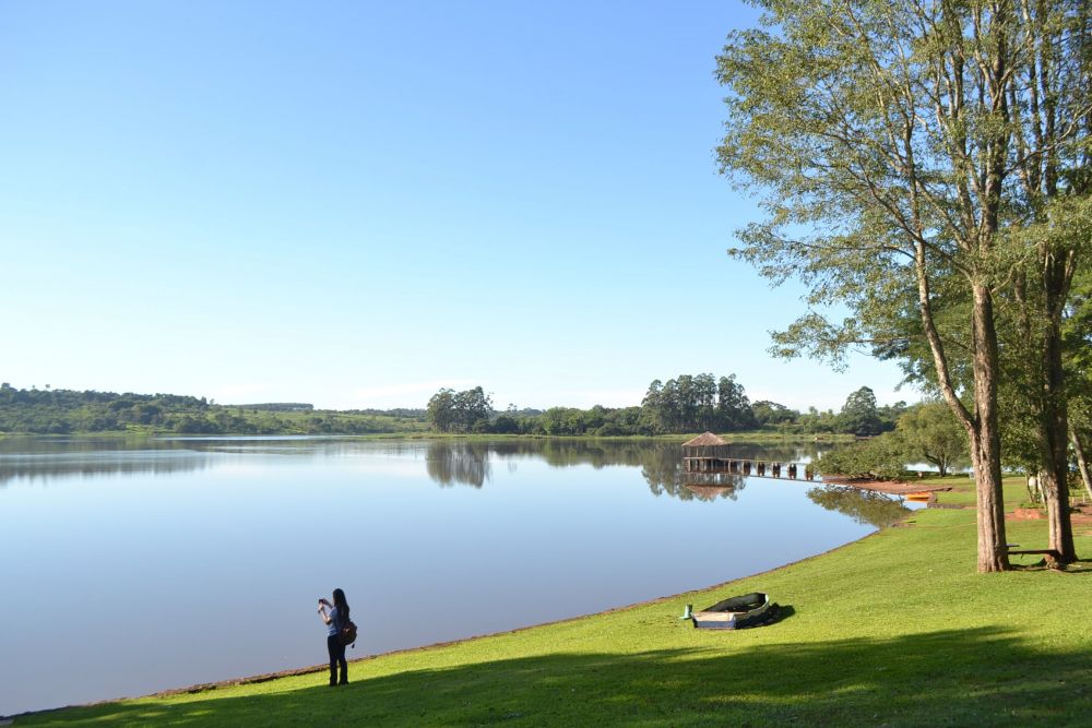 Menor se ahoga en el lago Acaray