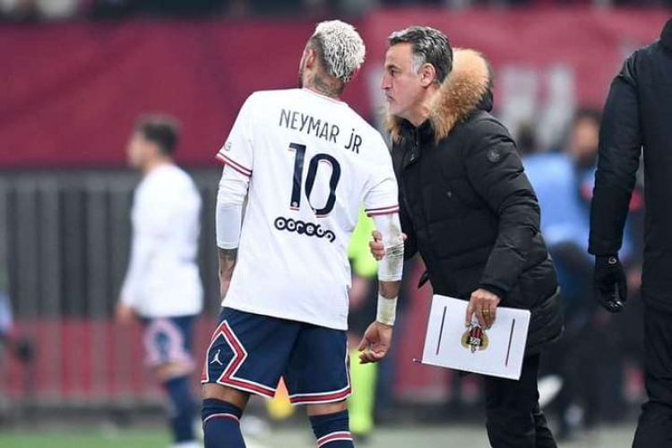 El entrenador de PSG, Galtier, ve a un Neymar "feliz" y "muy profesional"