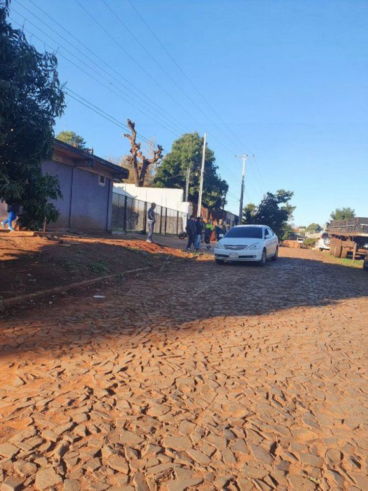 Roban al menos G. 10 millones a unos cambistas en violento asalto en CDE