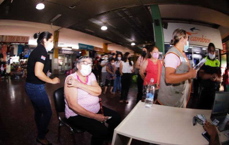 Covid-19: Salud reportó 1.206 positivos y 3 fallecidos