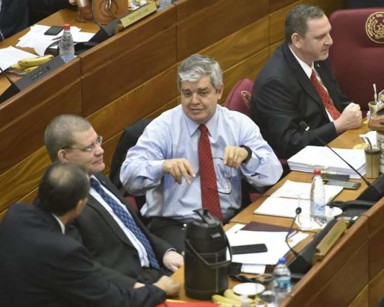 Riera anuncia voto a favor de pérdida de investidura de Bajac