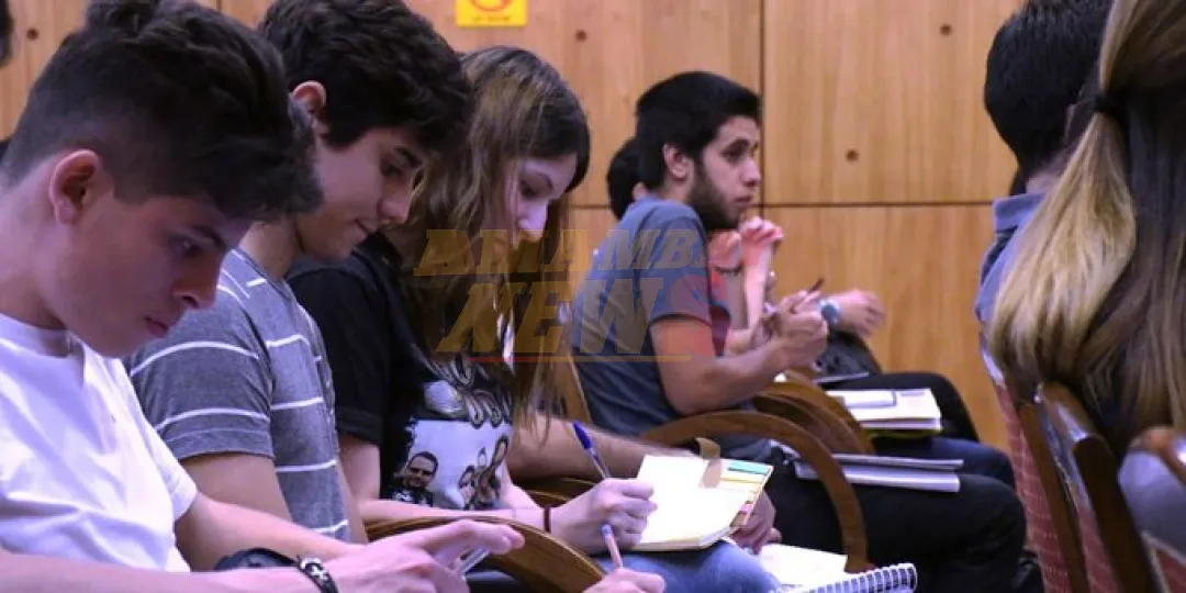 Lanzan 5.000 becas para carreras de grado y tecnicaturas
