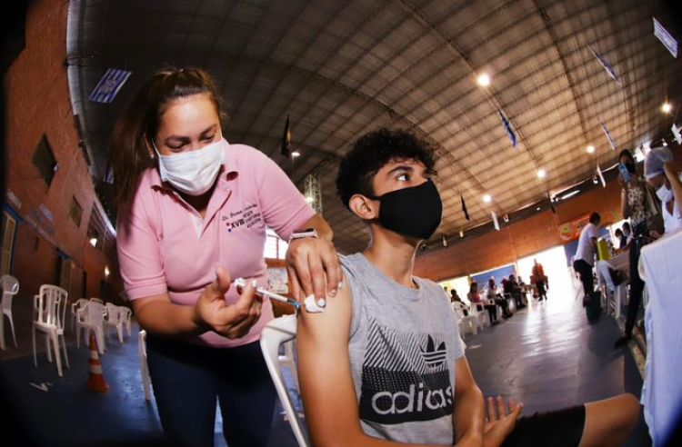 Salud Pública insta a la población a vacunarse hoy en primera, segunda y tercera dosis