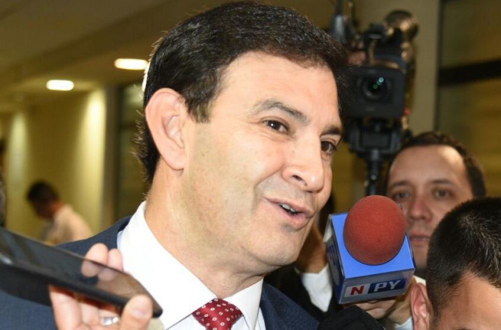 Beto Ovelar afirma que esta noche definirán postura sobre Amarilla