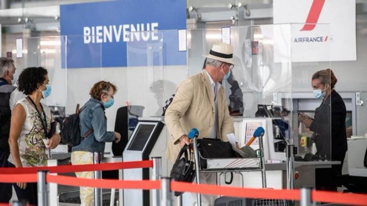 El Parlamento francés aprobó la creación de un pase sanitario ante la pandemia