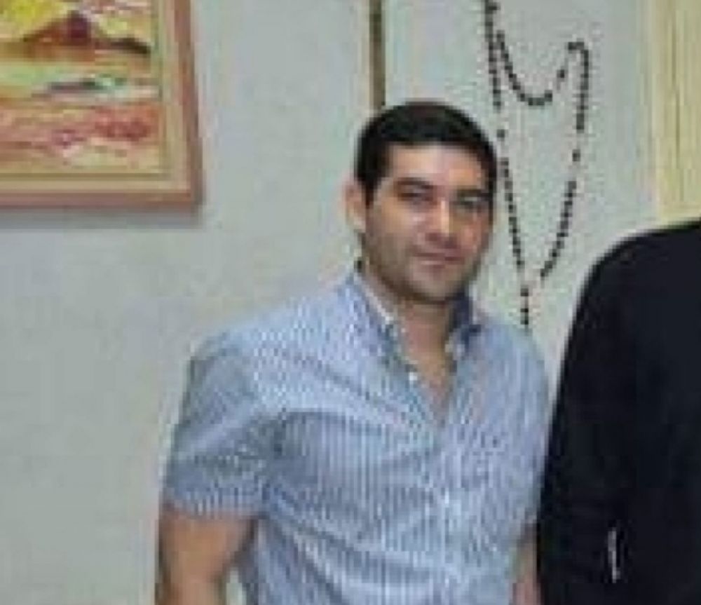 Dan detalles de empresas de maletín creadas por pedrojuanino