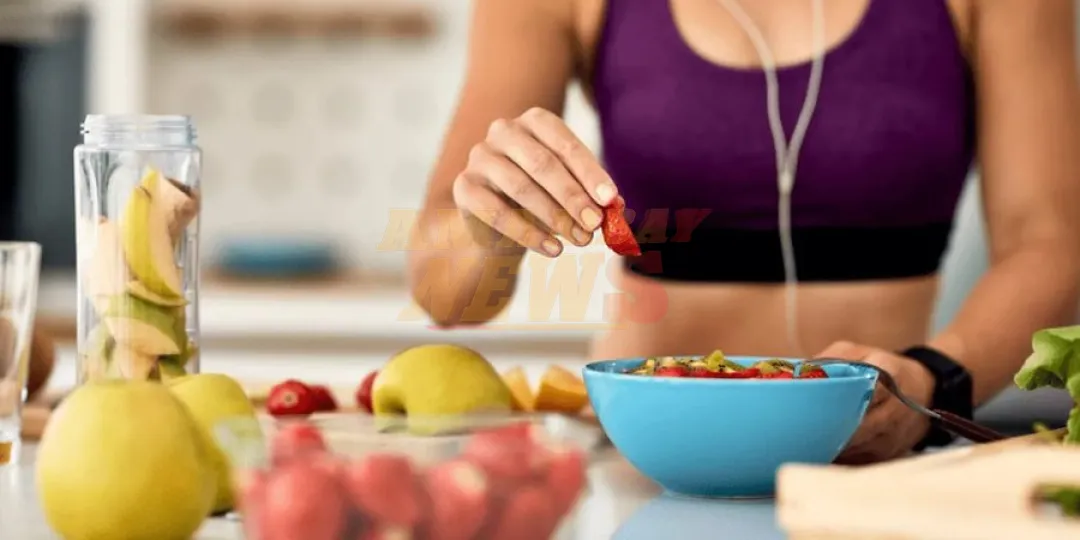 Tras atracón de Semana Santa, recomiendan dieta depurativa, beber agua y hacer ejercicios