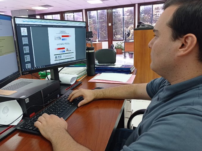 Becal habilita postulación a 15 becas para servidores públicos