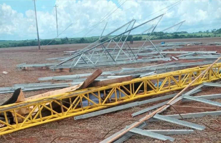 Obrero muere durante montaje de torre de la Línea de 500 kV en Hernandarias