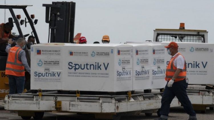 Llega a Venezuela primer lote de la vacuna Sputnik V