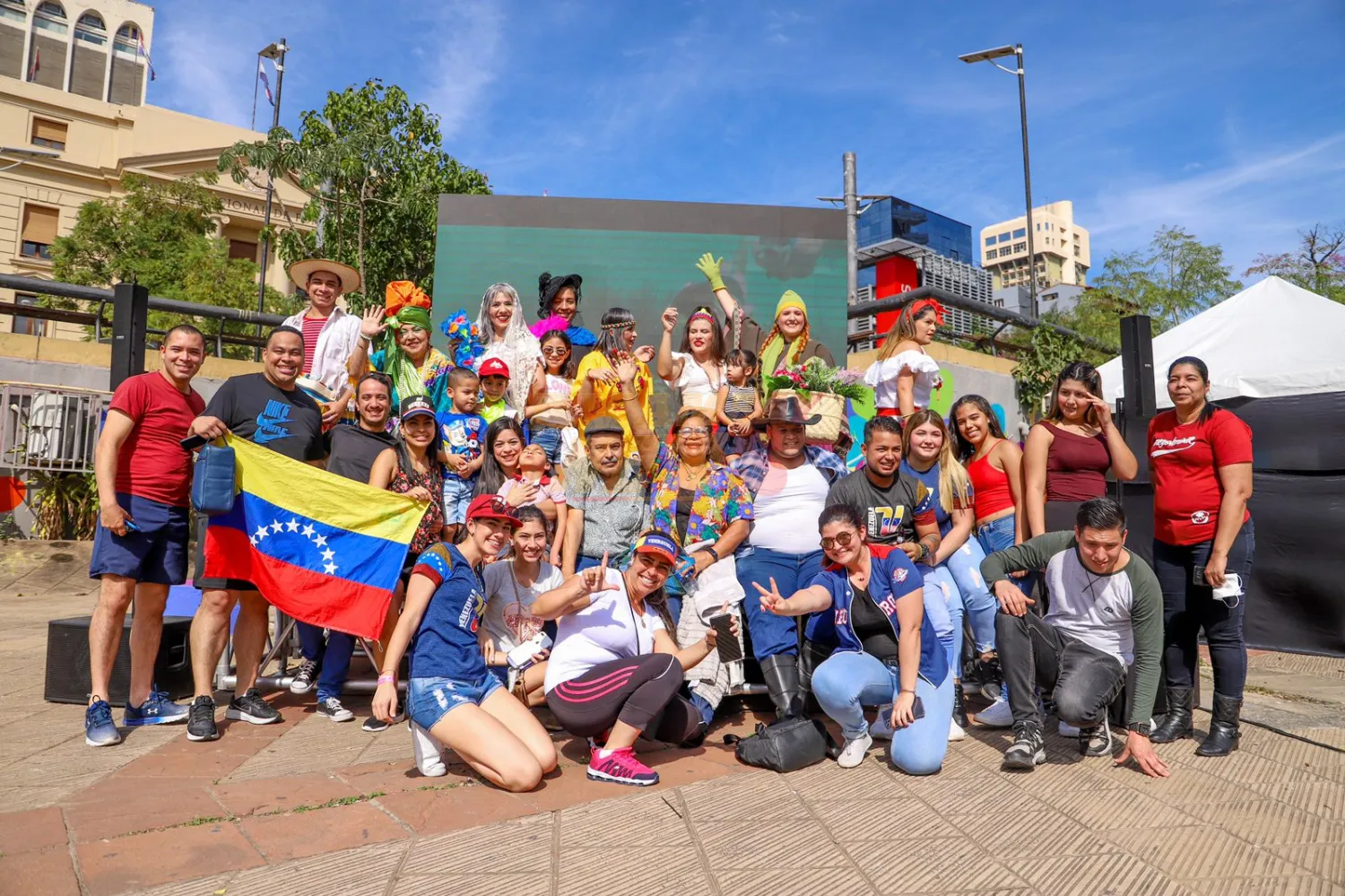 Más de 3.100 venezolanos residen en Paraguay; Migraciones restringirá ingreso de allegados a Maduro