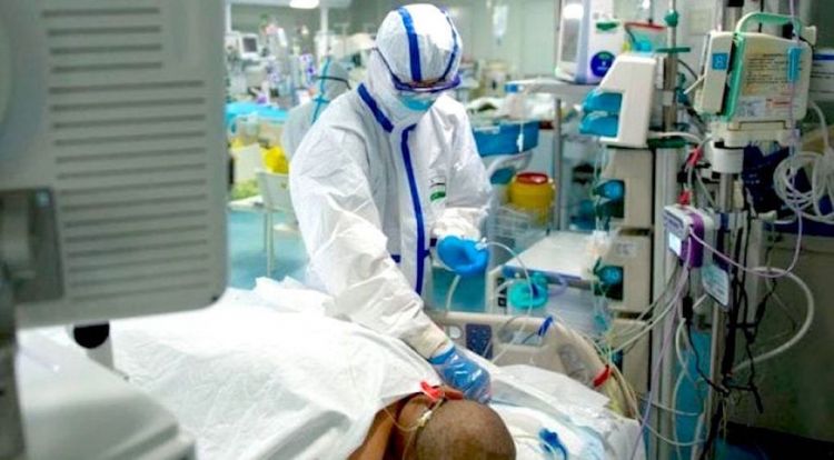 Anuncian 100 nuevas camas de terapia y equipos para otros hospitales