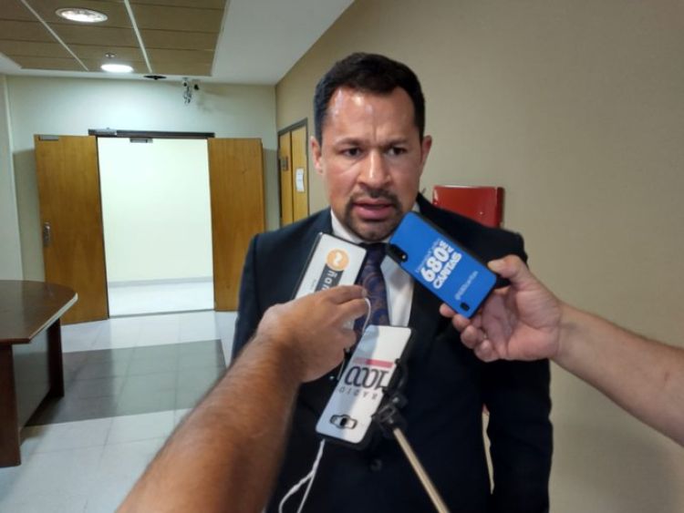 Ulises Quintana: “Javier Zacarías Irún es un cerdo hablando de higiene”