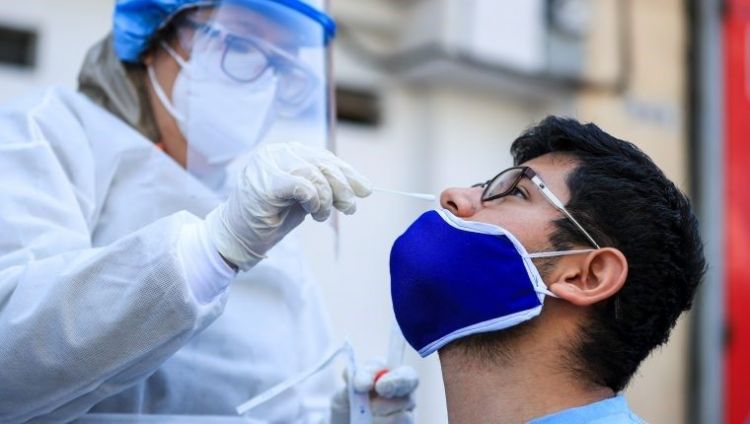 881 nuevos contagios y 11 fallecidos por Covid-19 en Paraguay