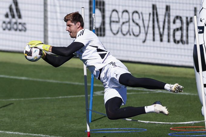 Carlo Ancelotti confirma la baja del portero belga Thibaut Courtois en el Real Madrid-Barcelona