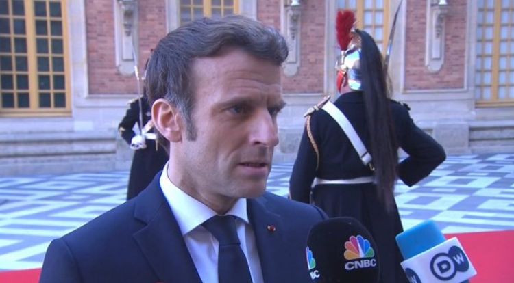 Macron dice que se interrumpió el diálogo con Putin