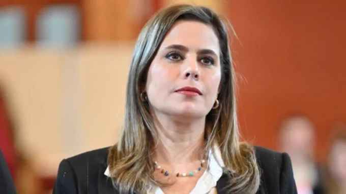Kattya habla de “feroz” reculada de HC “ante su propia ignorancia”