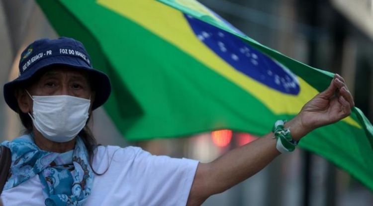 Coronavirus: Brasil registra 275 nuevas muertes en 24 horas y tiene 101 mil casos