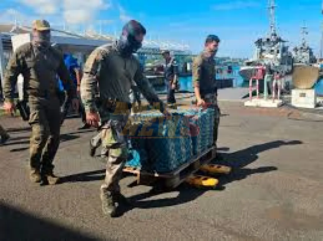 Detenidos en Tahití 14 sudamericanos con 524 kilos cocaína