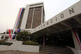 Asunción no recibe hace 4 años Fonacide por falta de documentos, según denuncia
