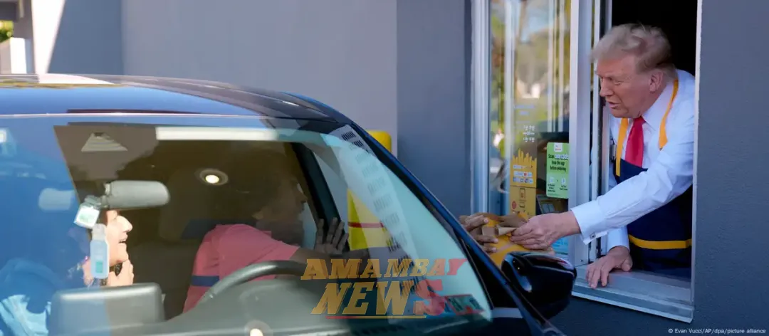 Trump cocina papas en un McDonald's para desmentir a Harris