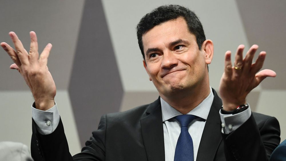 En medio de escándalo, Sergio Moro se tomó una sorpresiva licencia