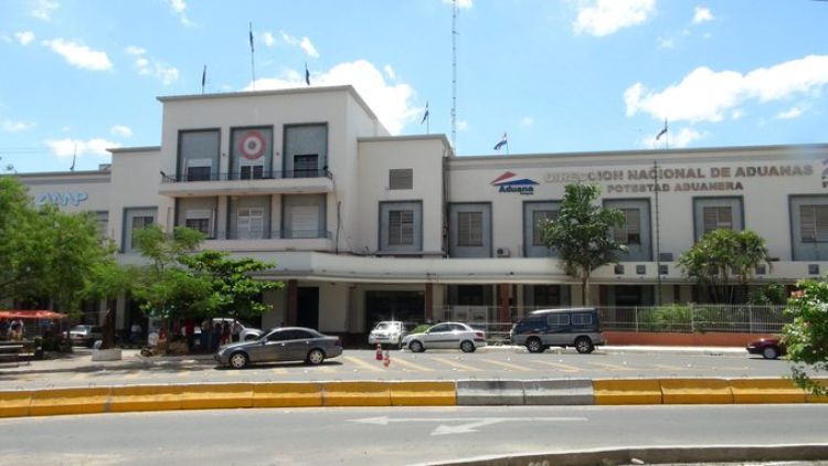 Aduanas marca nuevo récord en recaudación promedio diaria