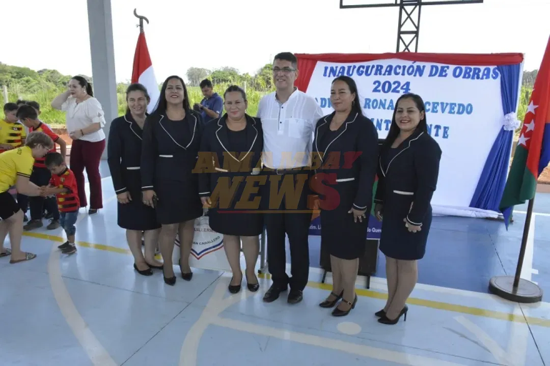 Acevedo inaugura cobertura tipo tinglado y pista deportiva